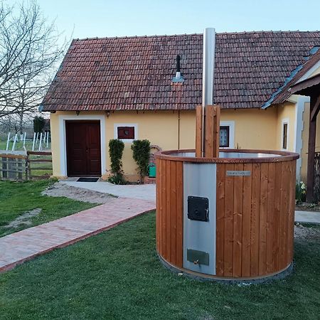 Country House Ivancan Molve Екстер'єр фото